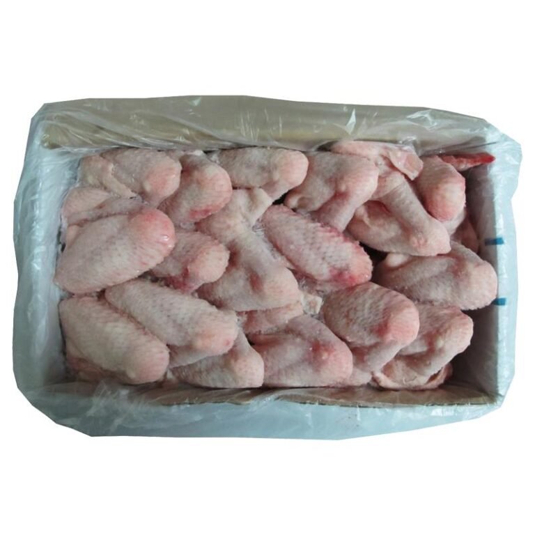 China detecta coronavirus en alitas de pollo que venían de Brasil