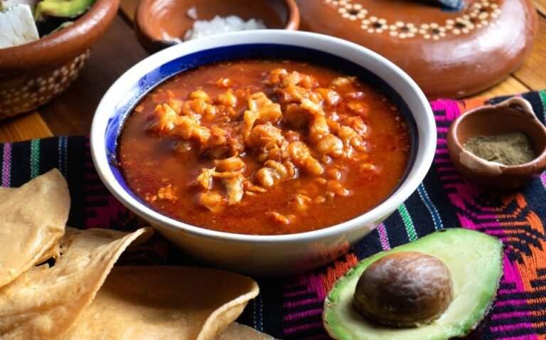 ¿Canibalismo? Éste es el terrorífico origen del pozole; estos eran sus ingredientes