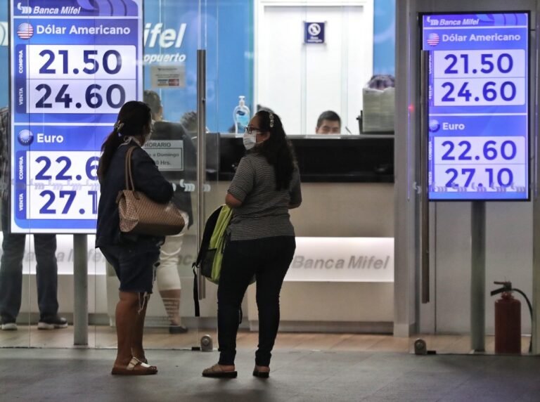 Trump y plan de infraestructura impulsan al peso y a la BMV