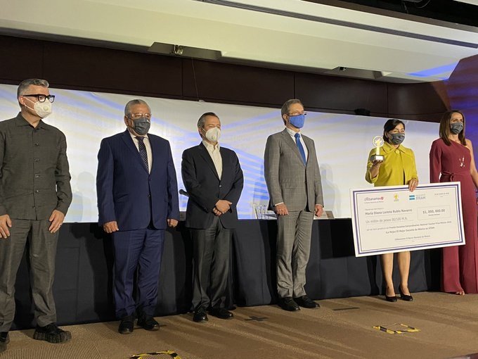 Docentes ya ocupan primer lugar en valorización de mexicanos: SEP