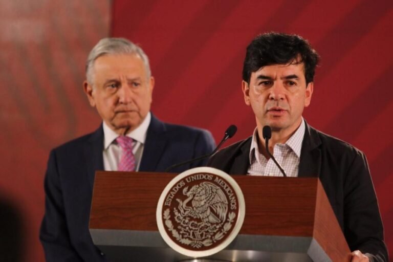 También el vocero de Presidencia contrató »empresas fantasmas»