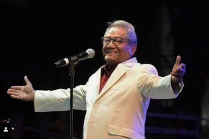 De ‘Somos novios’ a ‘Nada personal’; las canciones para recordar a Manzanero