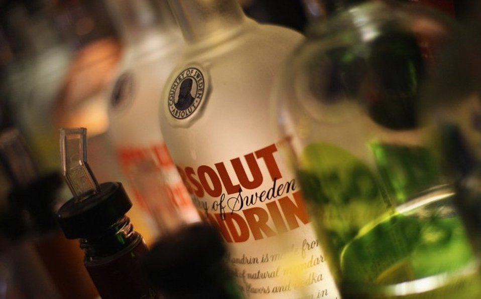 Caída de industria de bebidas alcohólicas continuará en 2021, prevé Euromonitor Caída de industria de bebidas alcohólicas continuará en 2021, prevé Euromonitor