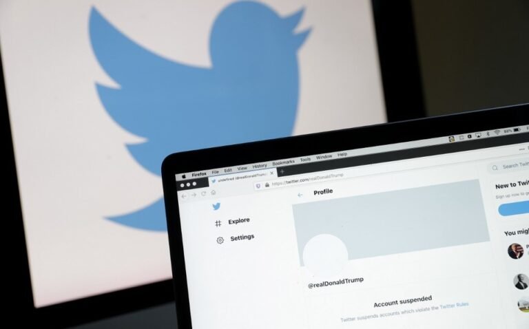 Usuarios de Twitter acusan a red social de censura e inician campaña para no usarla