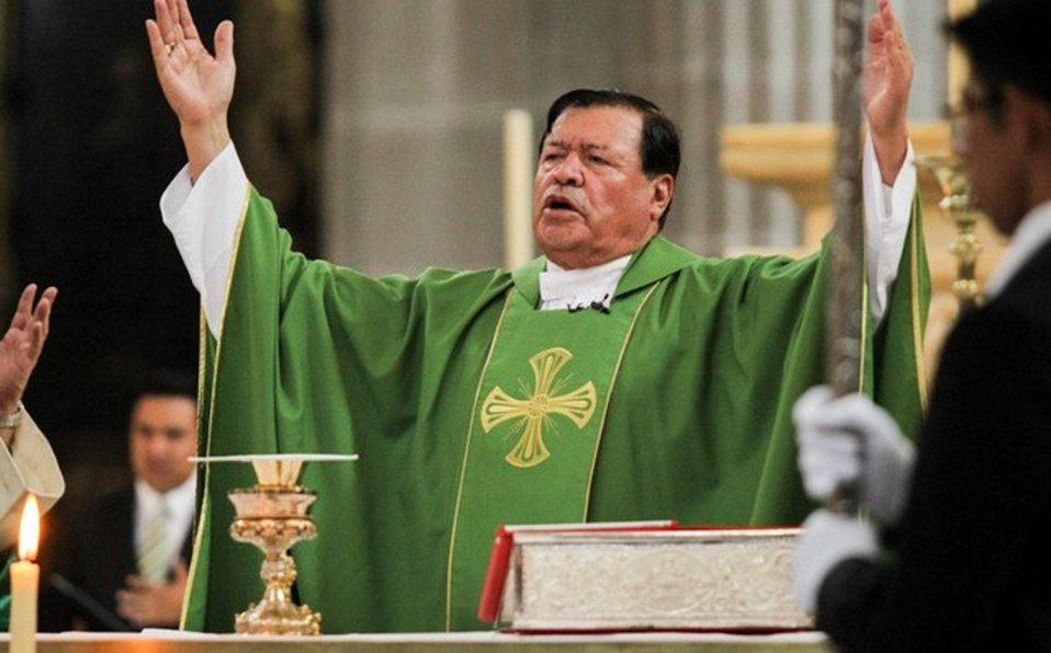 Norberto Rivera fue intubado por covid-19 y recibió la extremaunción Norberto Rivera fue intubado por covid-19 y recibió la extremaunción