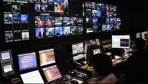 Medios sufren su mayor desplome de confianza