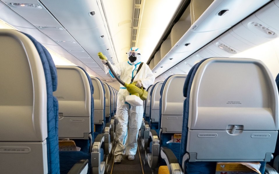 Cuarentena a viajeros en EU, nuevo golpe a aviación Cuarentena a viajeros en EU, nuevo golpe a aviación