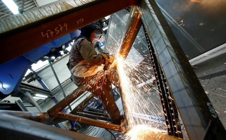 Economía de México cayó 8.2% en 2020, informa Inegi