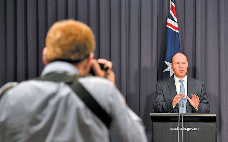 Facebook se rebela por código y bloquea noticias australianas