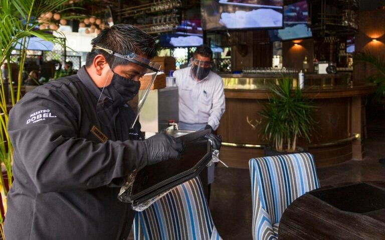 Salen 2.5 millones de personas de la fuerza de trabajo en enero: Inegi