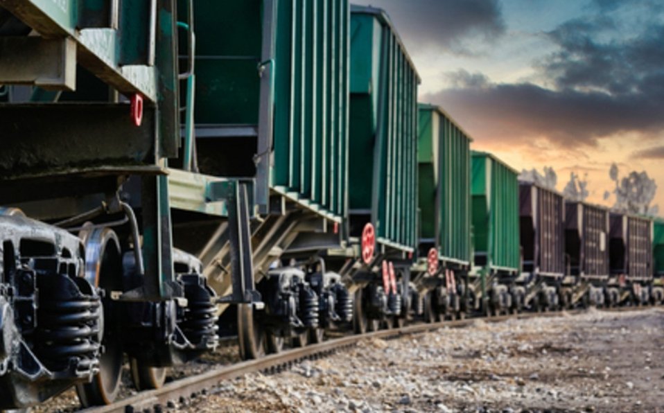 Al menos 32 muertos y 66 heridos en fuerte choque de trenes en Egipto Al menos 32 muertos y 66 heridos en fuerte choque de trenes en Egipto