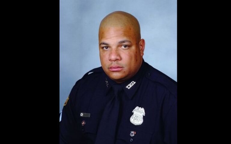 Policía de Florida muere tras interceptar que iba en sentido contrario