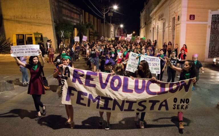 ¿A qué hora y dónde inician las marchas de mujeres por el #8M en Yucatán?