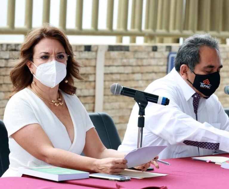 Después de los comicios, relevo de titular del Iepac