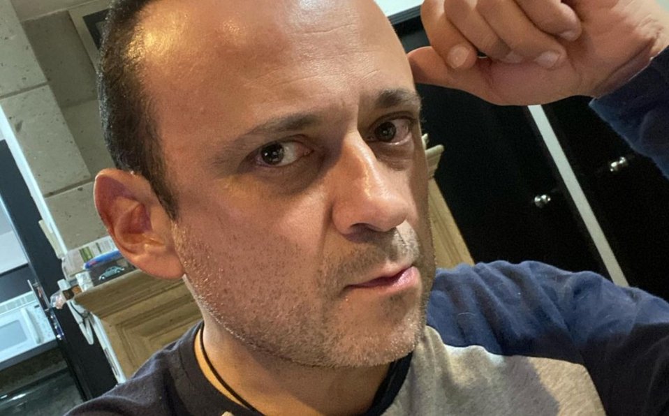 «Zapatero a tu zapato»: Lalo España lanza burla contra los famosos que están en la política «Zapatero a tu zapato»: Lalo España lanza burla contra los famosos que están en la política