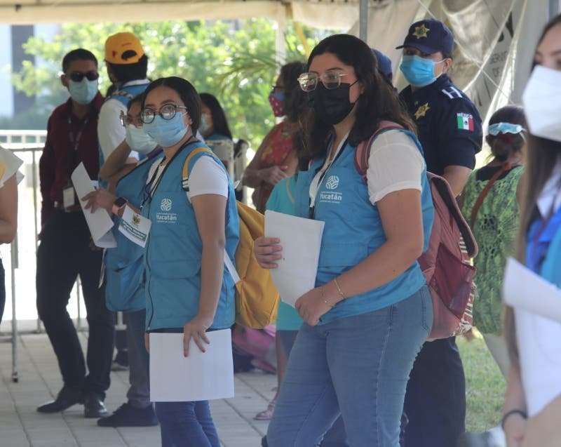 Transcurre ágil la vacunación Transcurre ágil la vacunación