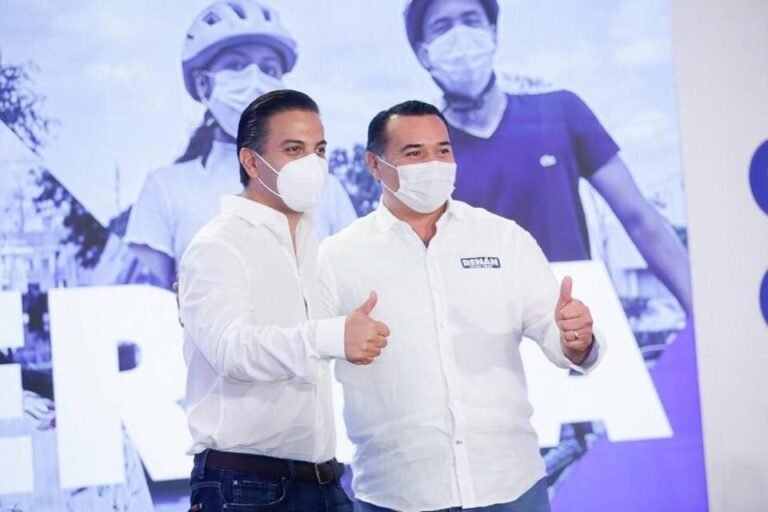 El candidato del PAN a la alcaldía Mérida dialoga con empresarios locales sobre la reactivación economica