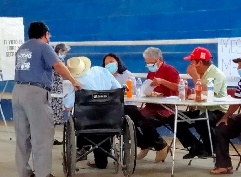 Ejidatarios de Umán votan por nuevo comité directivo Ejidatarios de Umán votan por nuevo comité directivo