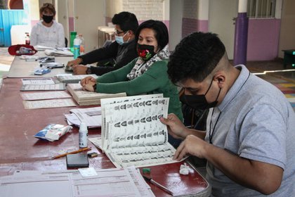 Elecciones en Campeche: INE confirmó triple empate: En resultados preliminares, el congreso estatal estará conformado por mayoría de Morena Elecciones en Campeche: INE confirmó triple empate: En resultados preliminares, el congreso estatal estará conformado por mayoría de Morena