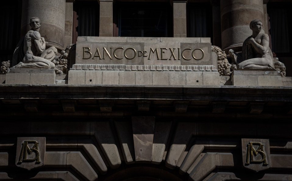Solo 8.4% de vacunas contra covid se aplicaron en América Latina: Banxico Solo 8.4% de vacunas contra covid se aplicaron en América Latina: Banxico