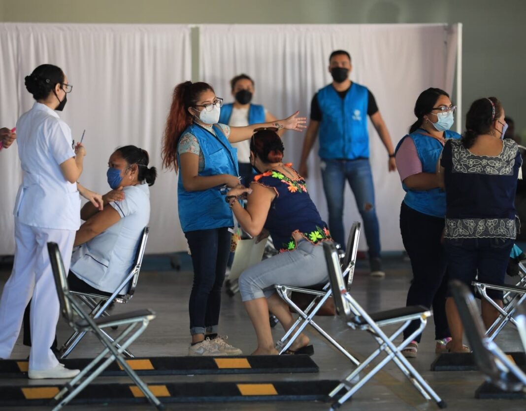 Alto interés en vacuna: Hoy finalizará la inmunización de los de 40-49 años Alto interés en vacuna: Hoy finalizará la inmunización de los de 40-49 años