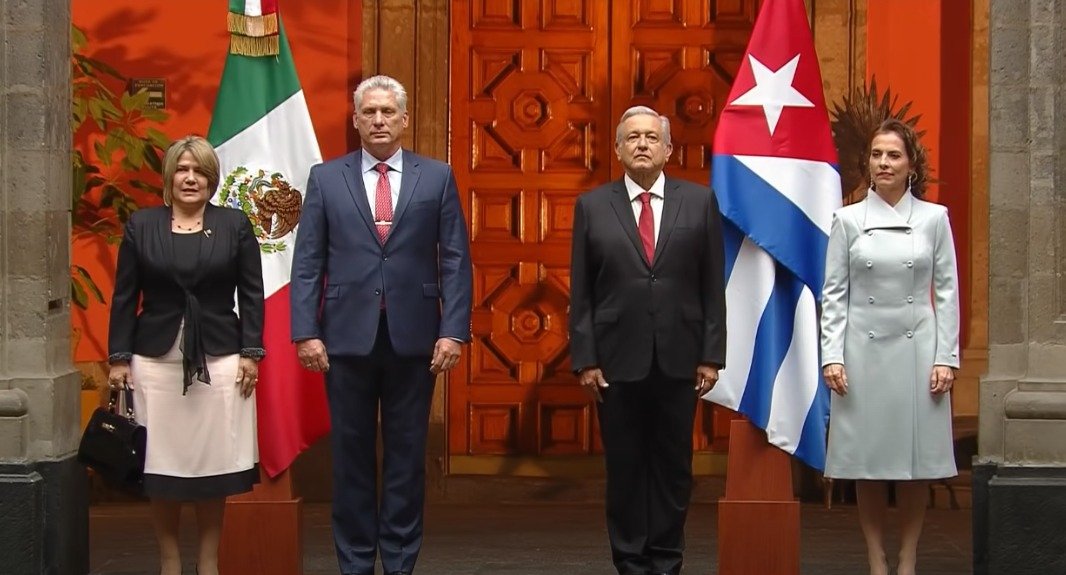 PRIMERA DAMA DE CUBA LLEVARÍA BOLSO DE MEDIO MILLÓN DE PESOS PRIMERA DAMA DE CUBA LLEVARÍA BOLSO DE MEDIO MILLÓN DE PESOS