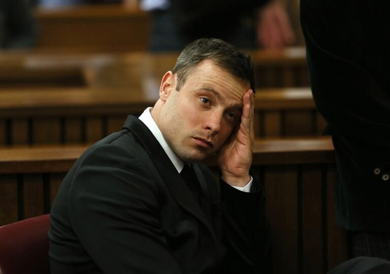 Oscar Pistorius podría obtener la libertad condicional tras matar a su novia