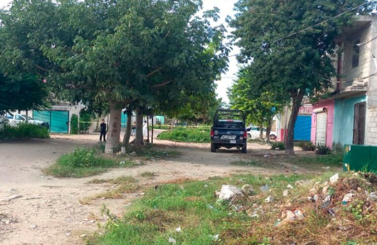 Encuentran cadáver de un hombre en el asentamiento irregular In House de Playa del Carmen