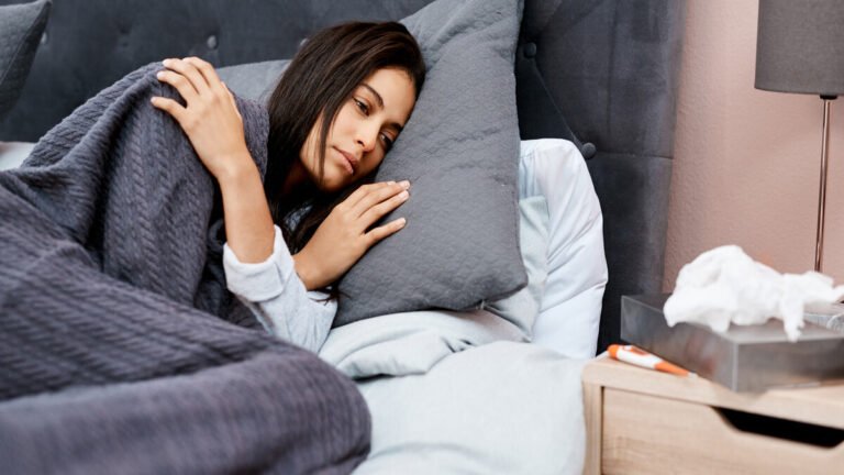 El COVID-19 causa problemas para dormir y afecta los sueños