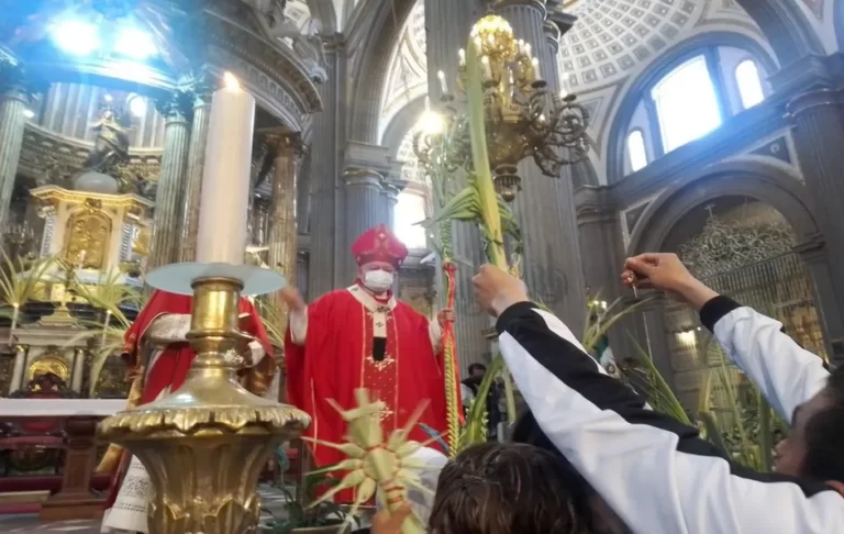 Arzobispo de Puebla hace un llamado para erradicar la violencia, aborto y trata de personas