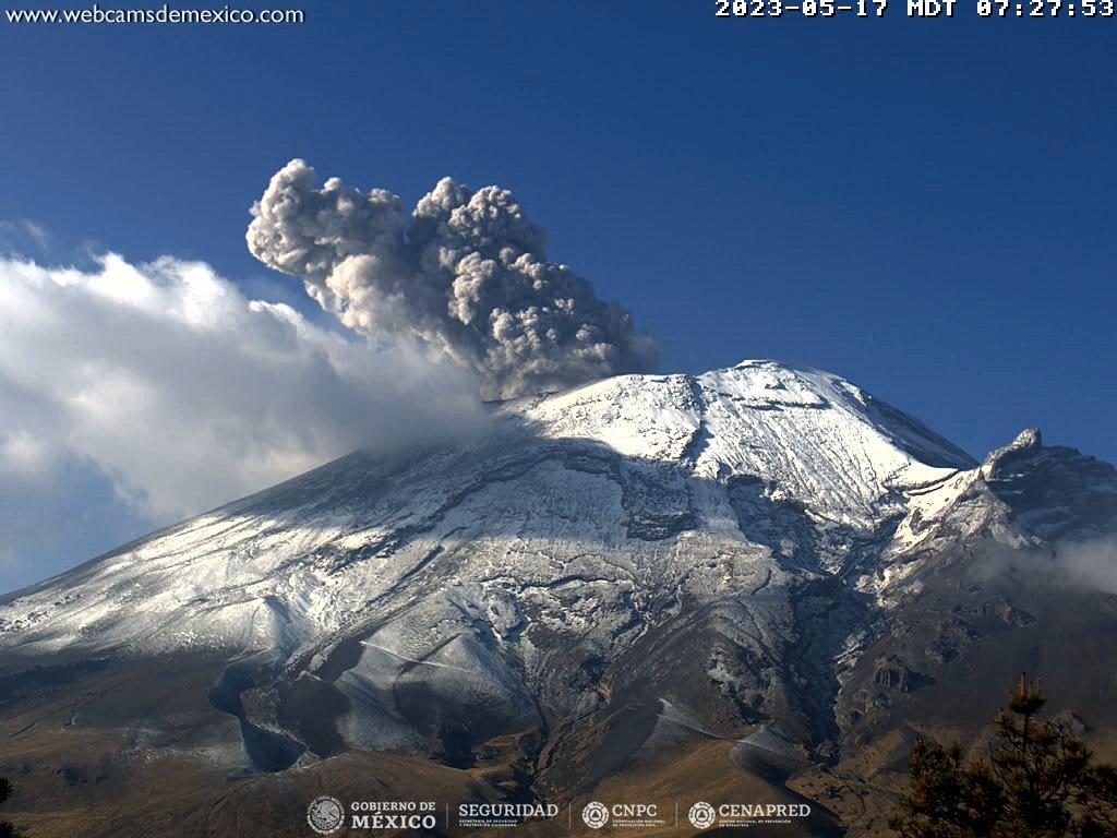 EXTIENDEN A CHOLULA RECOMENDACIÓN DE USO DE CUBREBOCAS POR CENIZA DEL POPOCATÉPETL EXTIENDEN A CHOLULA RECOMENDACIÓN DE USO DE CUBREBOCAS POR CENIZA DEL POPOCATÉPETL