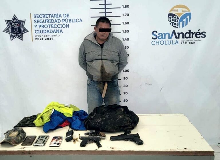 DETIENEN A PRESUNTO ASALTANTE ARMADO ATRÁS DEL HOSPITAL DEL NIÑO POBLANO