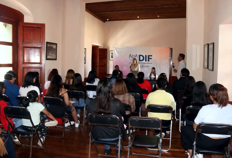 CERTIFICAN A 23 ALUMNOS DEL CECADE CHOLULA CERTIFICAN A 23 ALUMNOS DEL CECADE CHOLULA