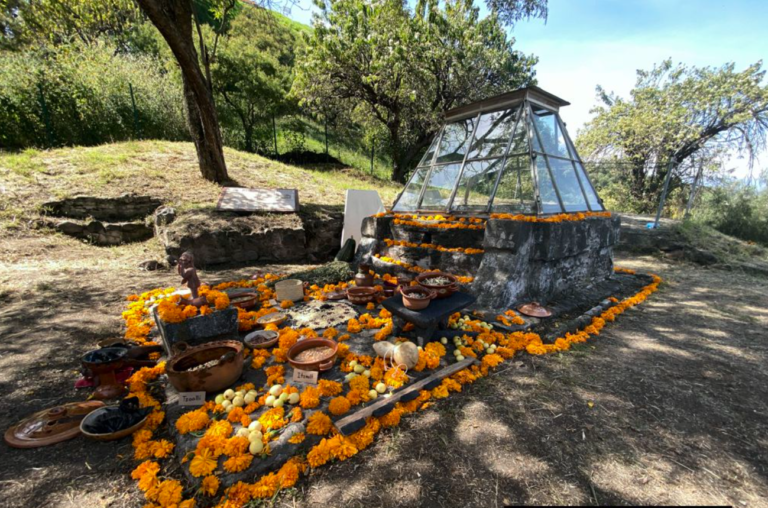 ABREN NUEVAMENTE ALTAR DE LOS CRÁNEOS ESCULPIDOS EN CHOLULA