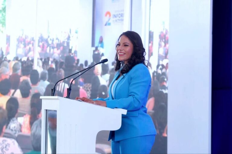 LUPITA CUAUTLE DEFIENDE DERECHO A PARTICIPAR EN LA POLÍTICA Y VIDA PÚBLICA