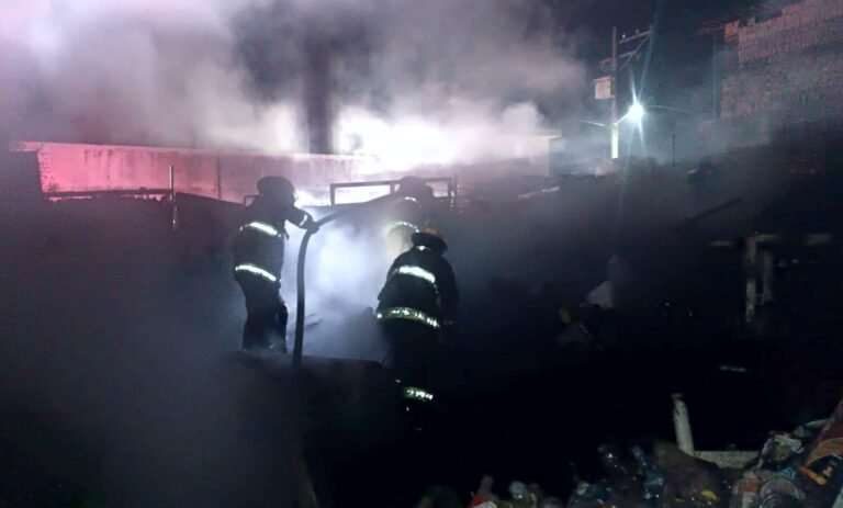 COHETES PROVOCAN OTRO INCENDIO EN CHOLULA