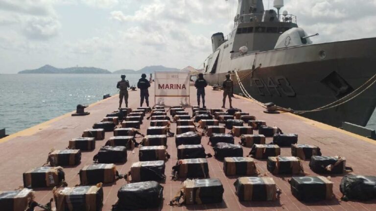 Duro golpe al narcotráfico: Aseguran 1.3 toneladas de cocaína en las costas de Guerrero